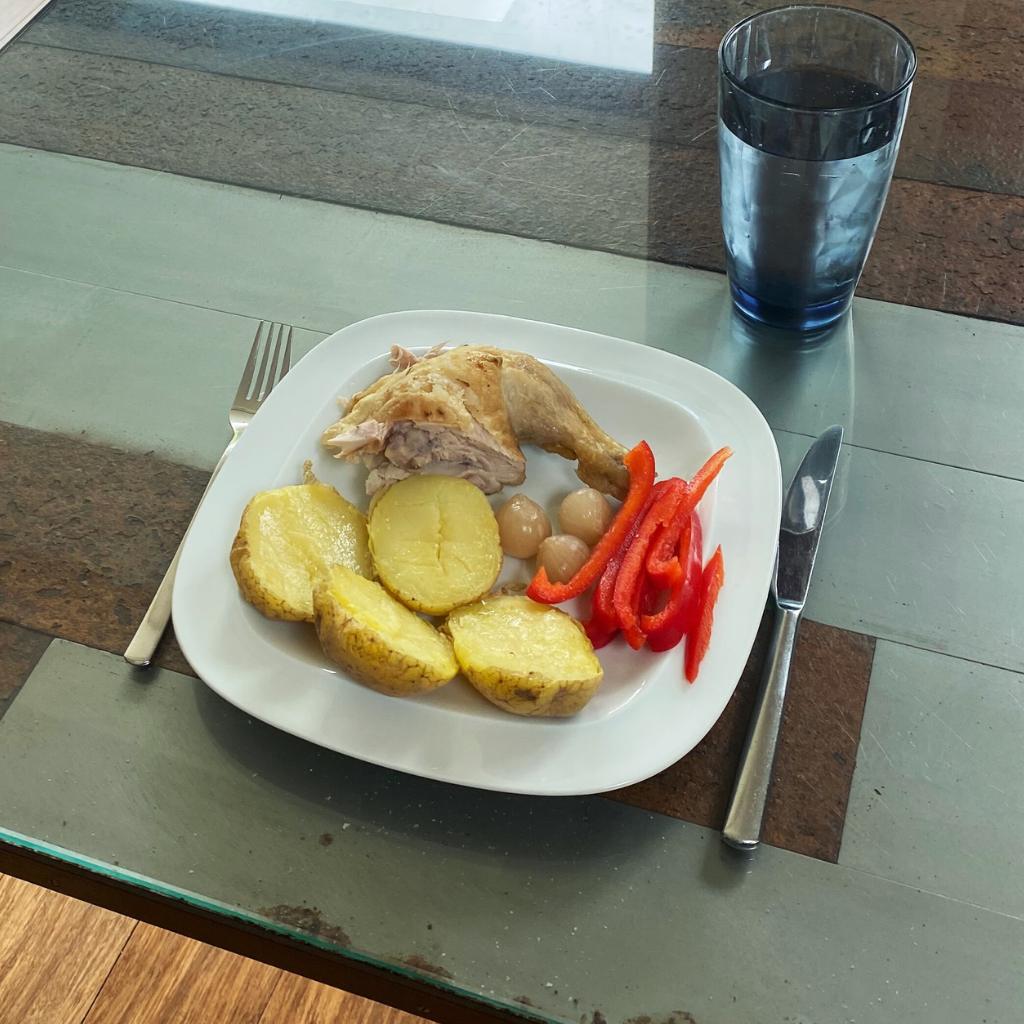 A balanced meal of protein, carbohydrate and fats